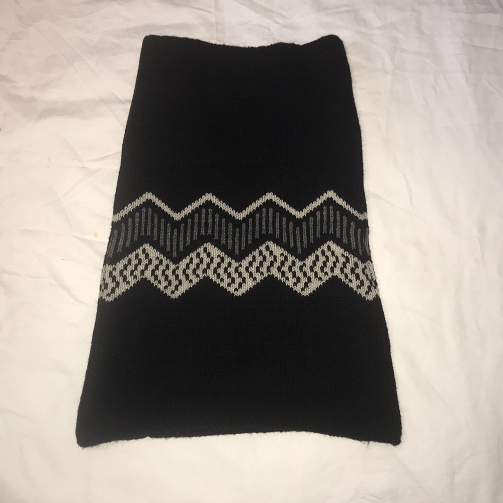 Men’s H&M scarf